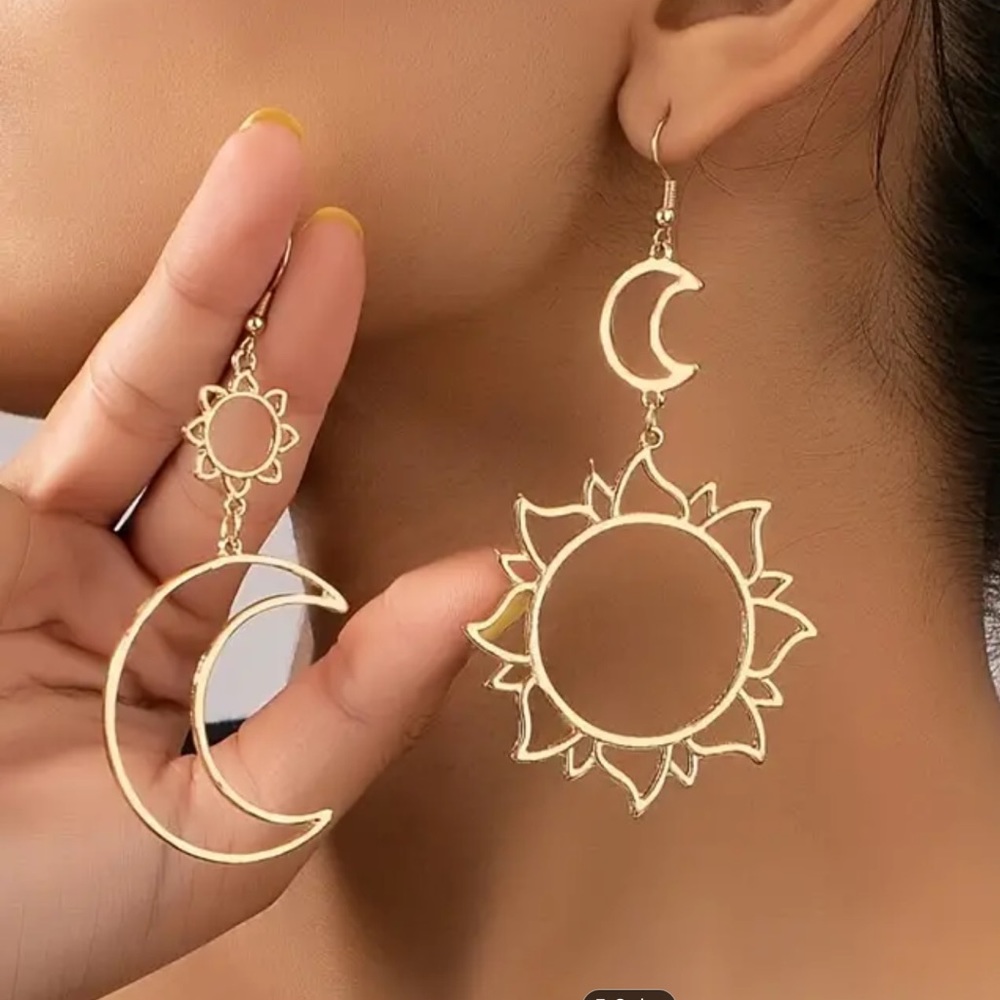 Sun and moon dangle earrings
